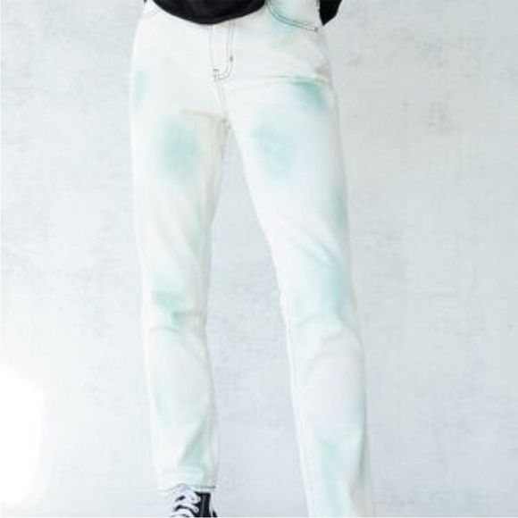 PAC SUN Green and White Spray Paint High Waisted Tapered Mom Jeans Size 10 - Picture 1 of 12
